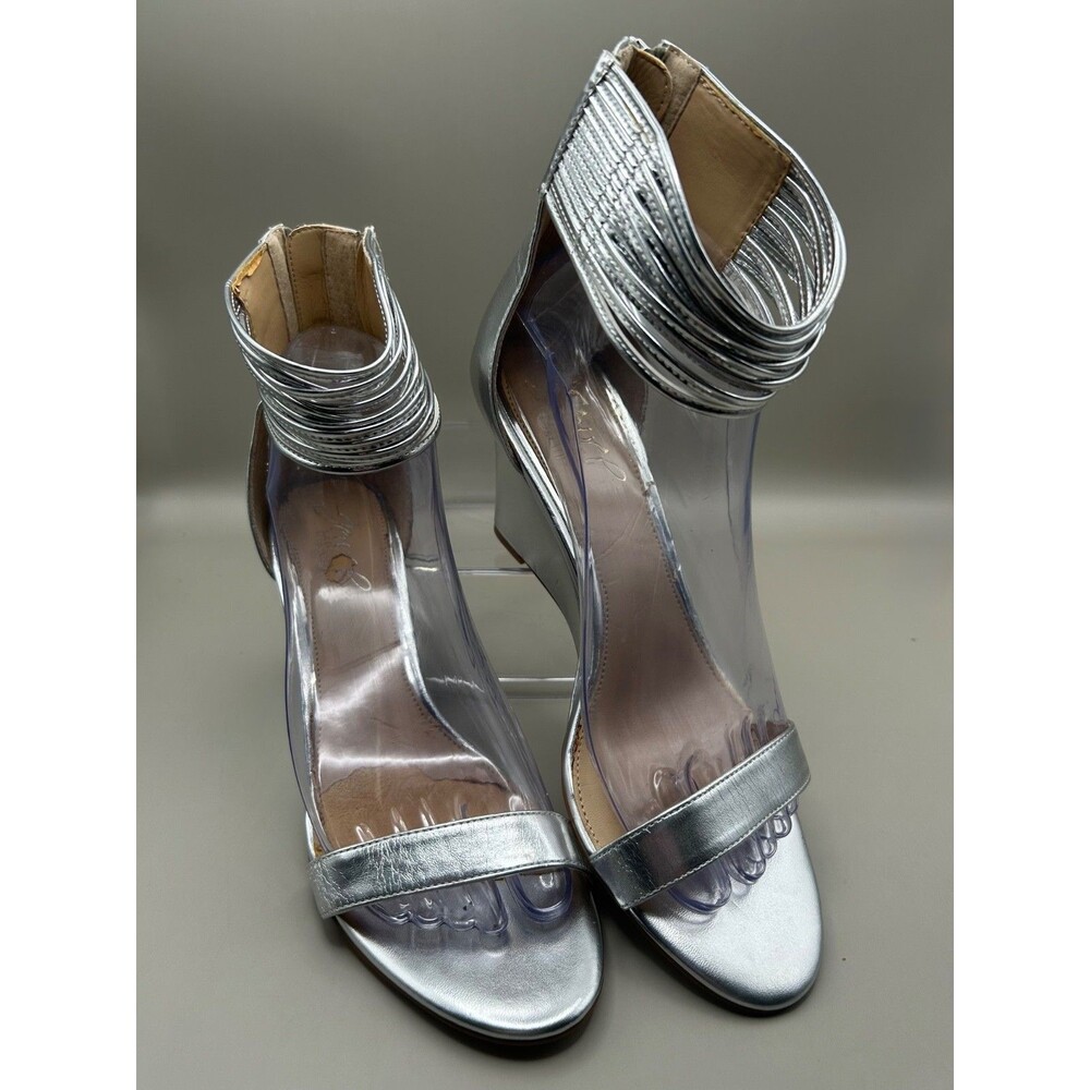 Jewel Badgley Mischka Womens Silver Wedge Ankle Strap Heels Size 7.5M